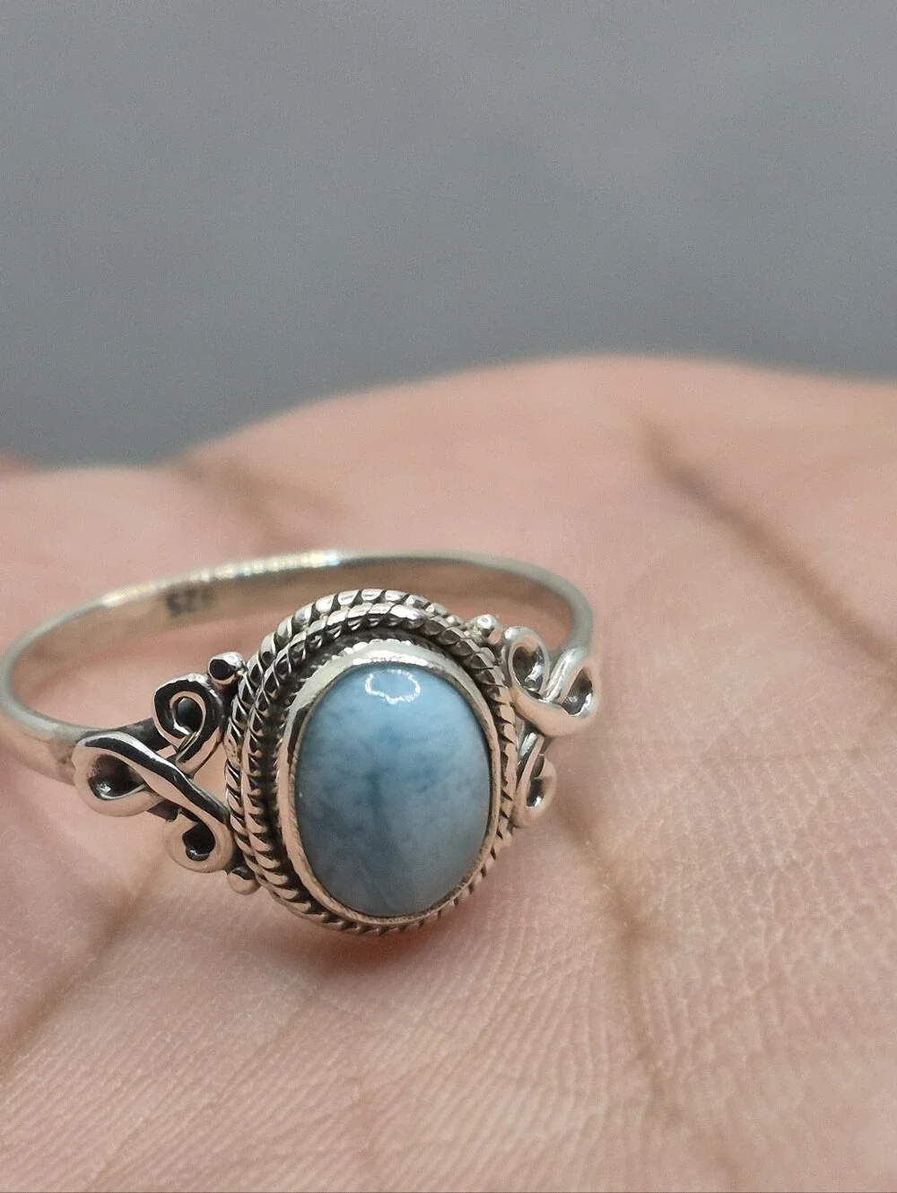 .925 Sterling Silver Elegant Women's Oval Design Larimar Ring